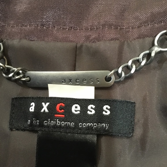 Axcess Long Lightweight Overcoat - Picture 12 of 15